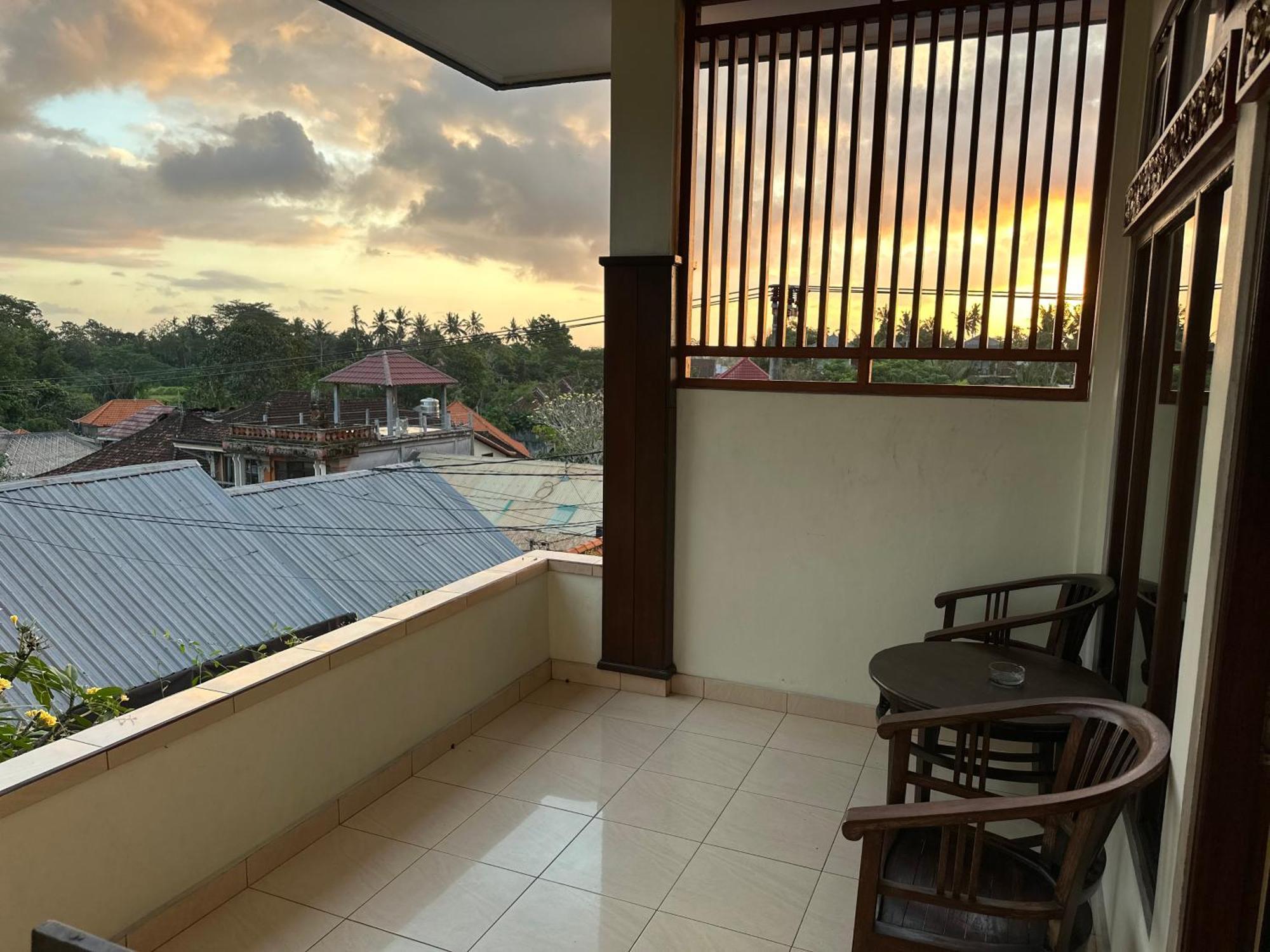 Brata Inn Ubud Екстериор снимка